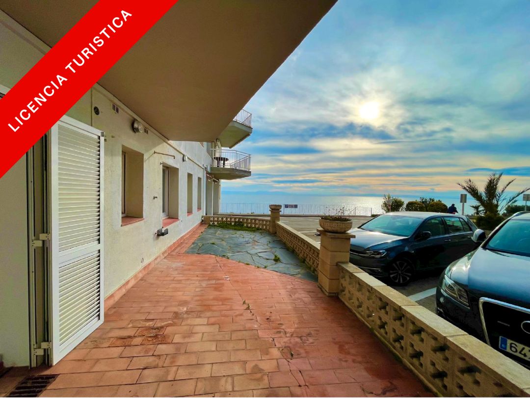 Exterior view of Flat for sale in Roses  with Terrace and Furnished