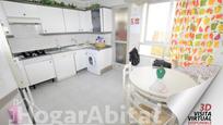 Kitchen of Flat for sale in  Valencia Capital  with Air Conditioner