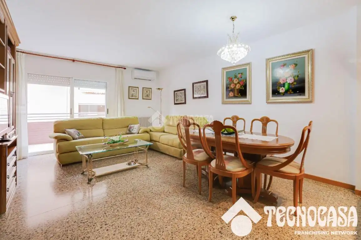 Living room of Flat for sale in Sant Boi de Llobregat  with Air Conditioner, Heating and Terrace