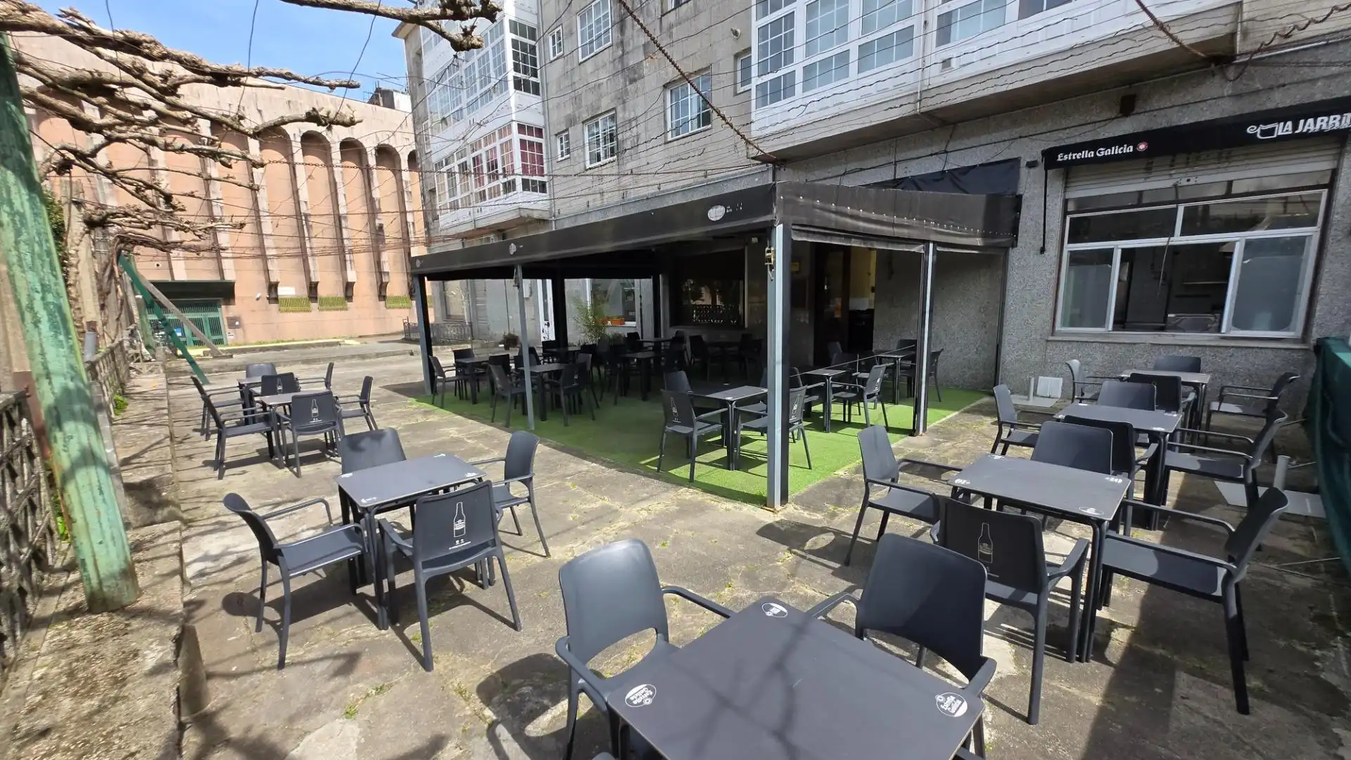 Terrasse von Geschaftsraum zur Miete in Santiago de Compostela  mit Möbliert
