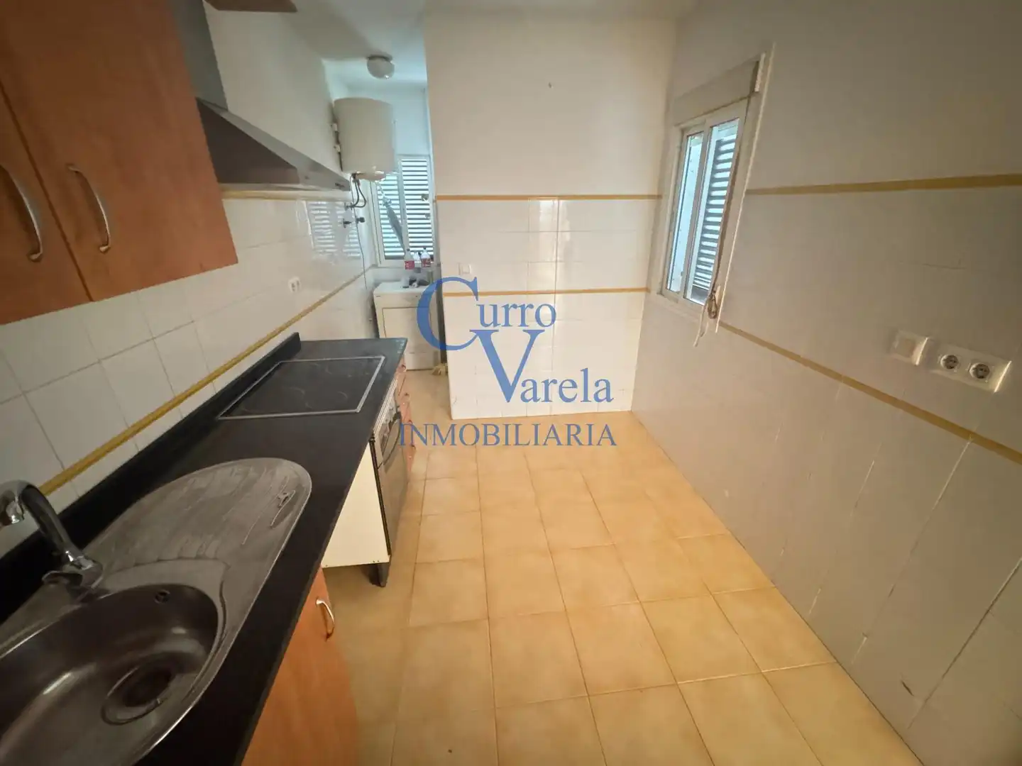 Cocina de Piso en venta en Dos Hermanas con Aire acondicionado