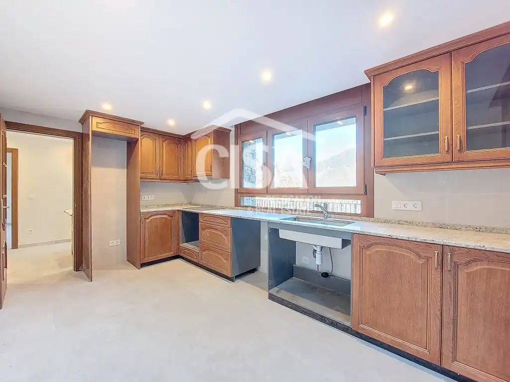 Cocina de Casa o chalet en venta en Sant Julià de Lòria con Balcón