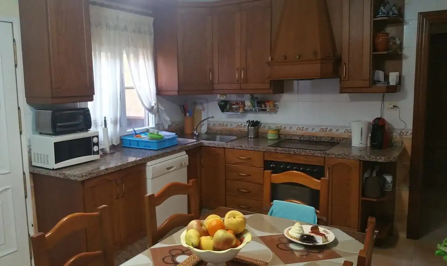 Cocina de Planta baja en venta en Pinos Puente con Piscina comunitaria