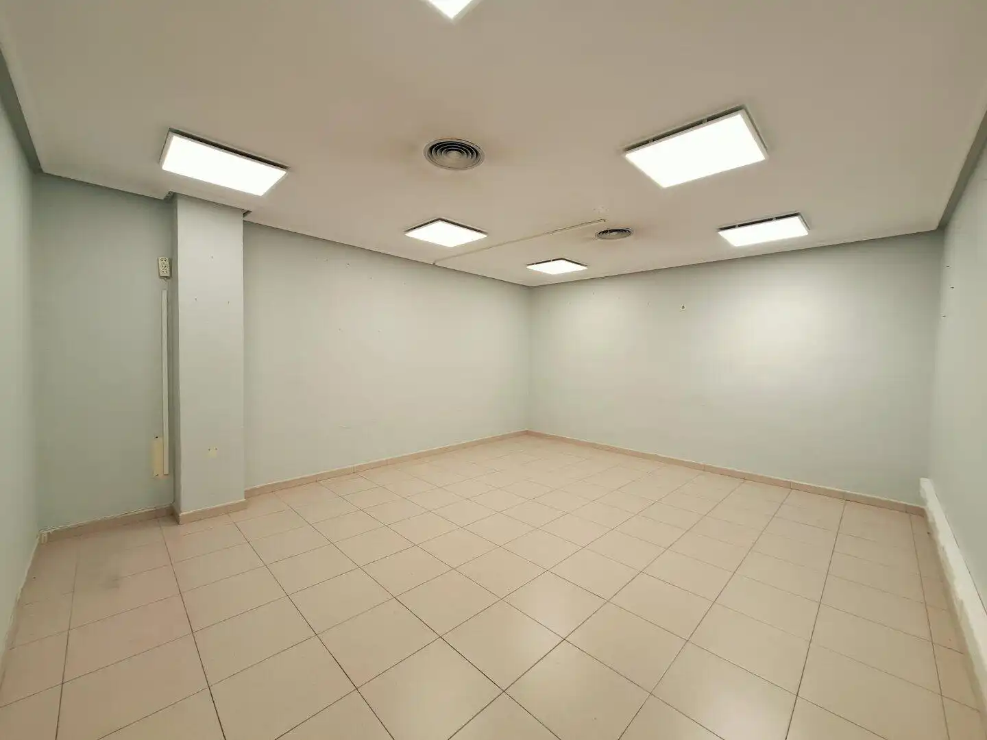 Local en venta en Zaragoza