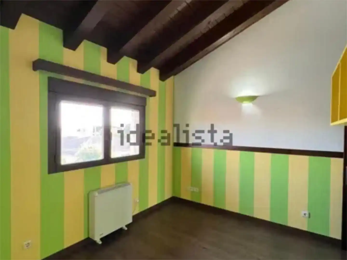 Dormitori de Casa o xalet en venda en Martín Muñoz de la Dehesa amb Aire condicionat, Jardí privat i Parquet