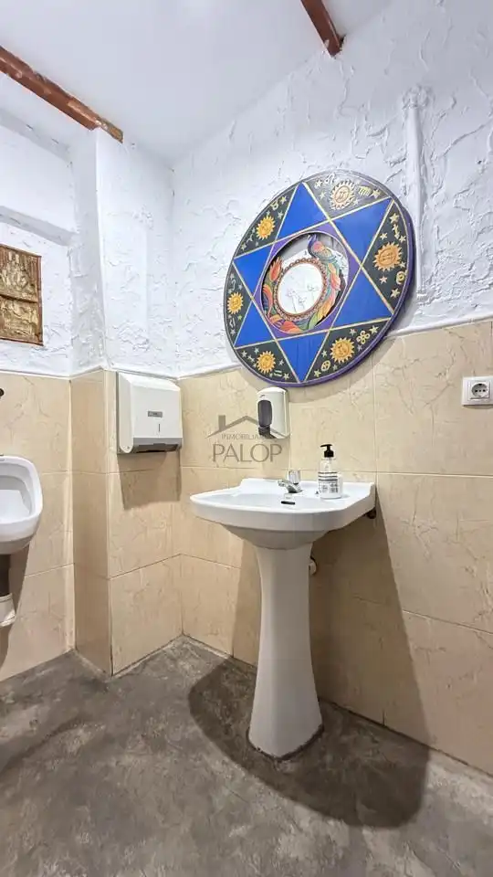 Baño de Local en venta en El Genovés con Aire acondicionado