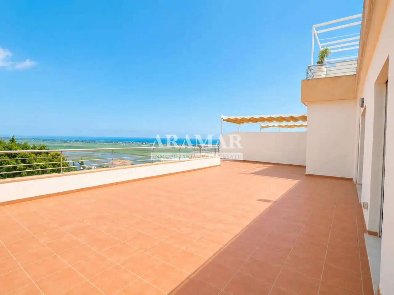 Terraza de Apartamento en venta en Pego con Aire acondicionado y Piscina comunitaria