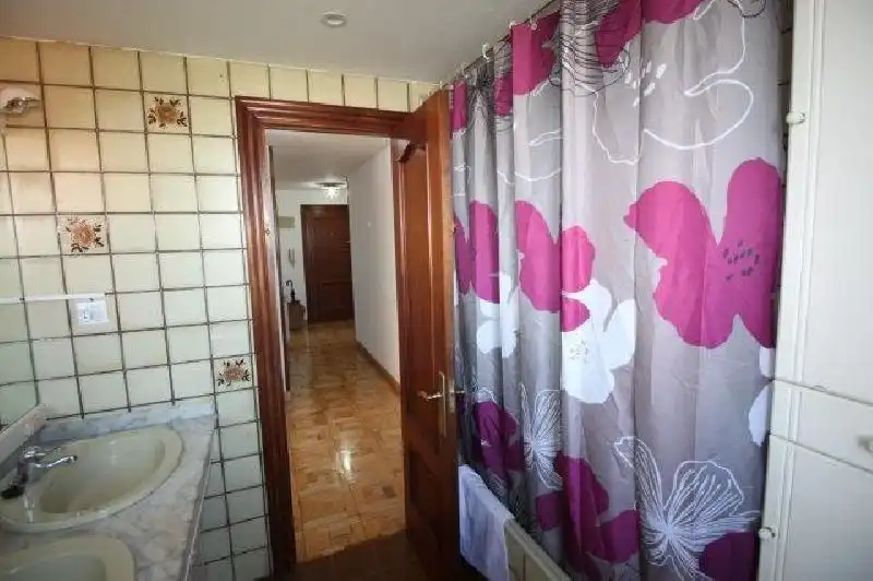 Bany de Àtic de lloguer en Santander amb Calefacció, Jardí privat i Parquet