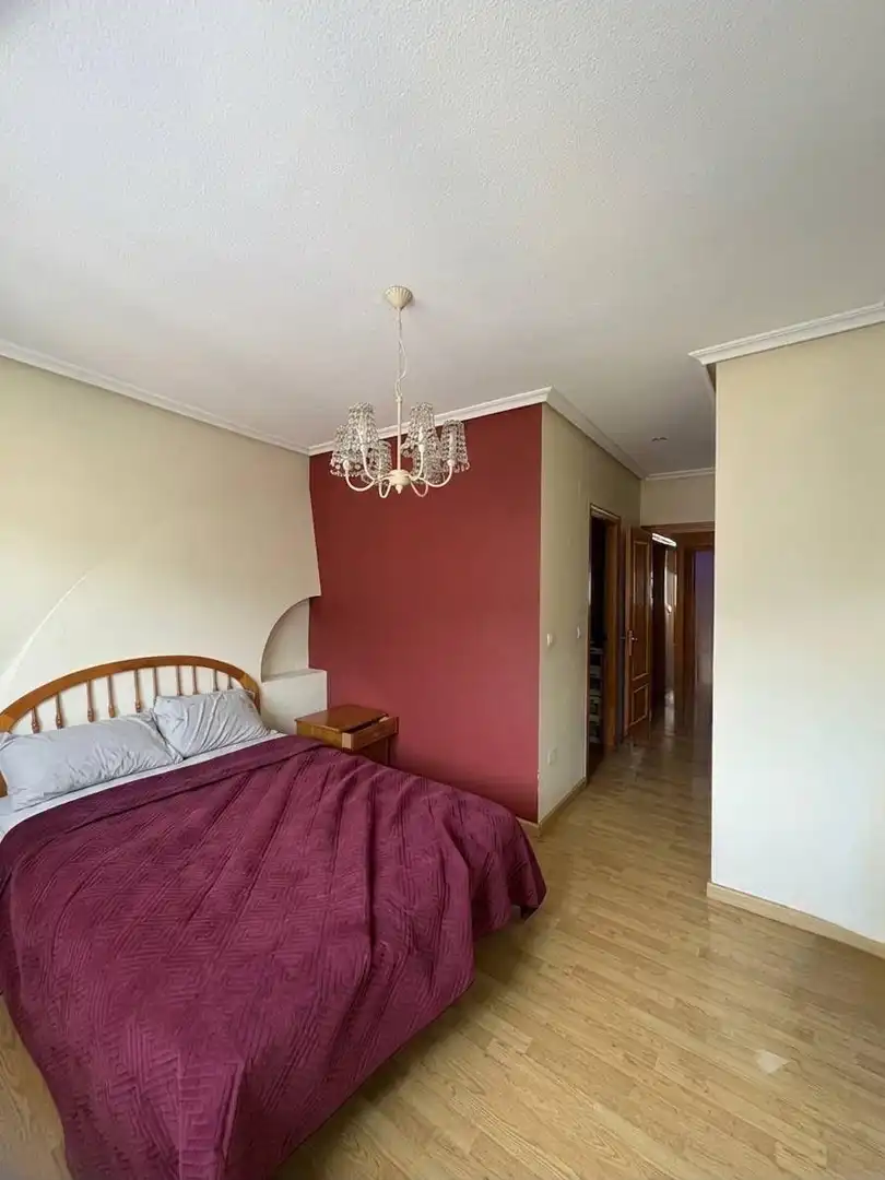 Habitación de Apartamento en venta en Murcia con Aire acondicionado, Trastero y Balcón