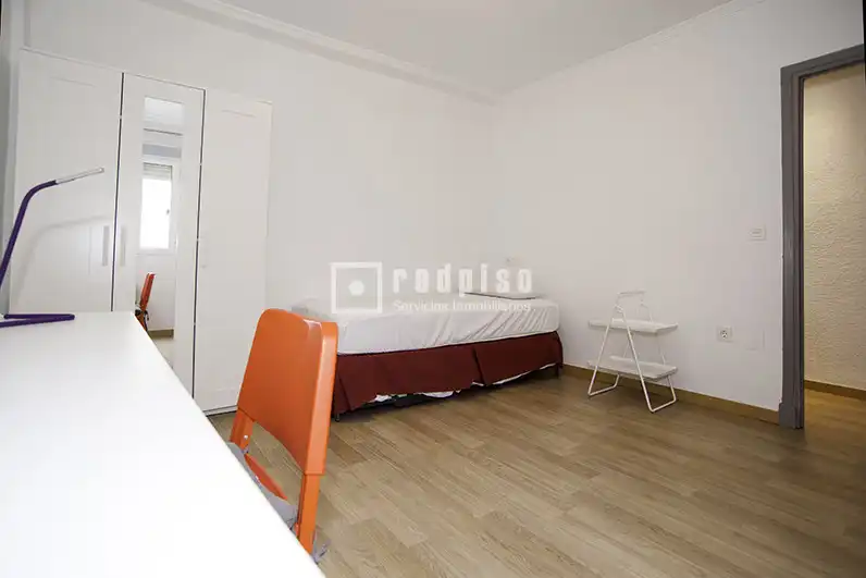 Habitación de Piso de alquiler en Murcia con Terraza y Amueblado