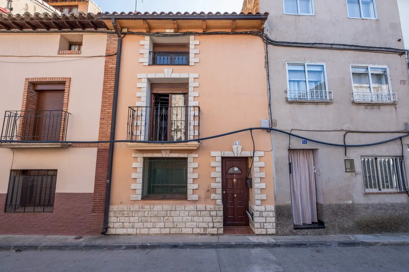 Exterior view of Houses for sale in Calatorao  with Air Conditioner, Terrace and Balcony