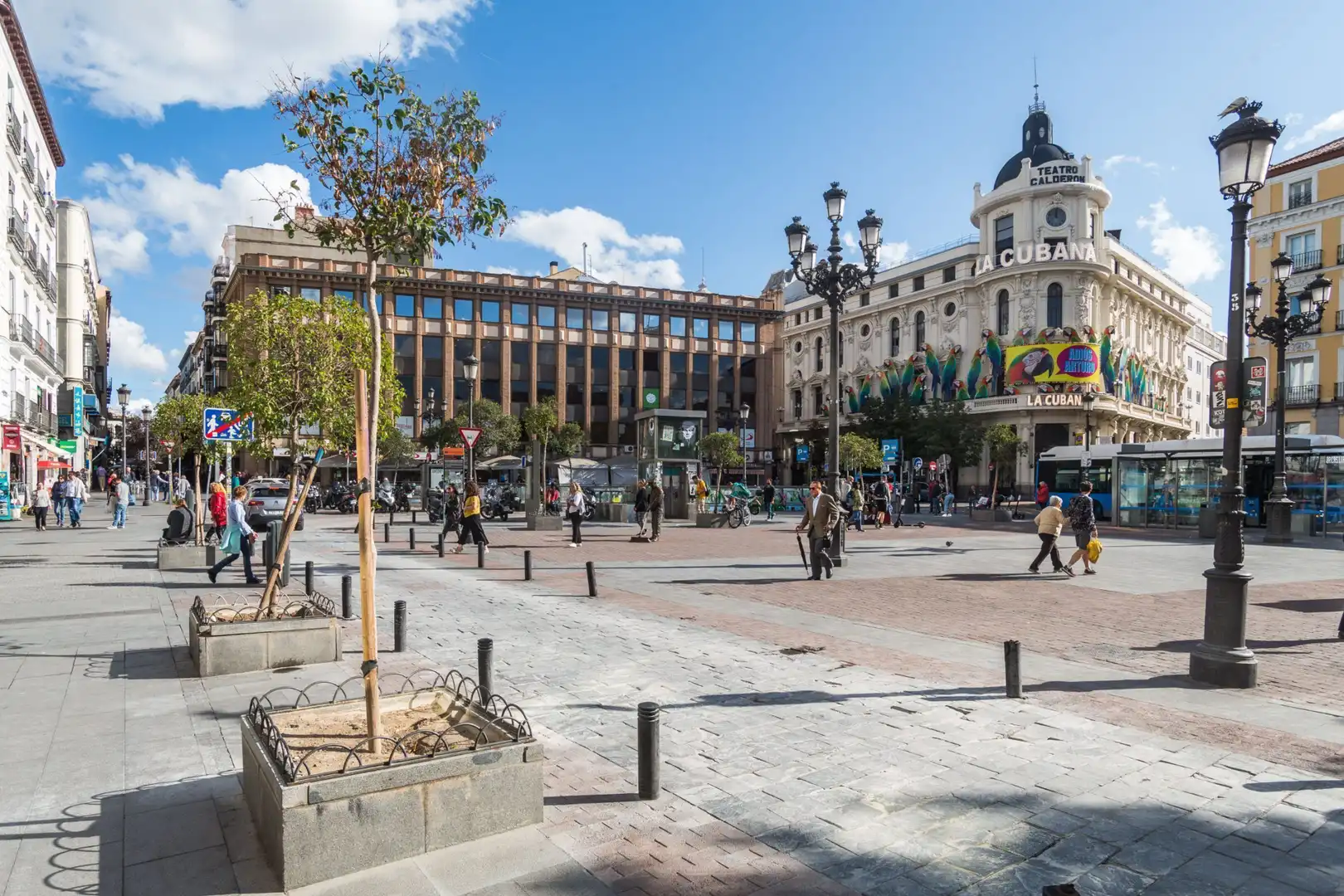 Vista exterior de Local de lloguer en Madrid