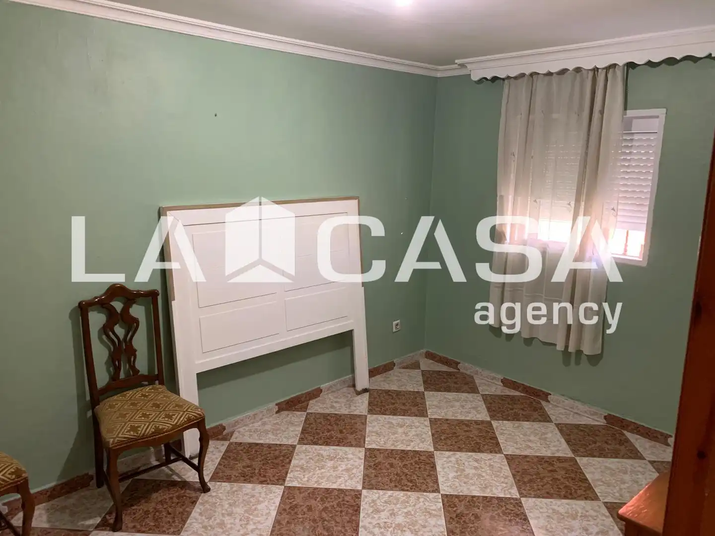 Houses for sale in Algeciras