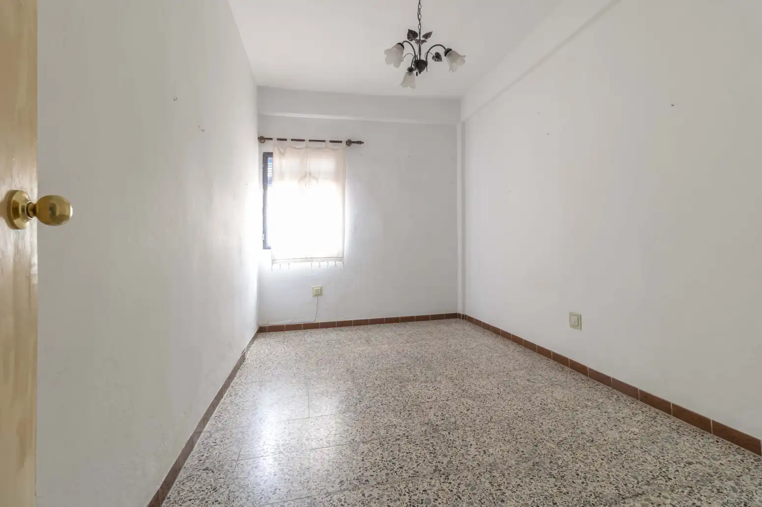 Bedroom of Detached homes for sale in Sevilla  with Air Conditioner, Terrace and Balcony