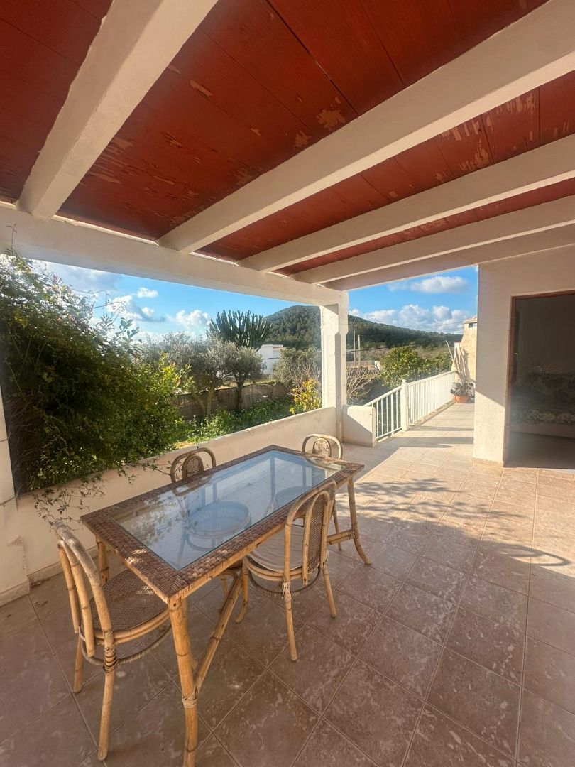 Terrassa de Casa o xalet en venda en Eivissa amb Jardí privat, Moblat i Forn
