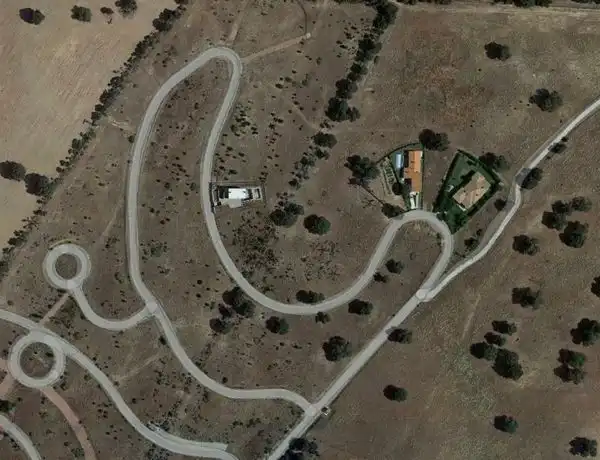 Residential land for sale in Valverdón
