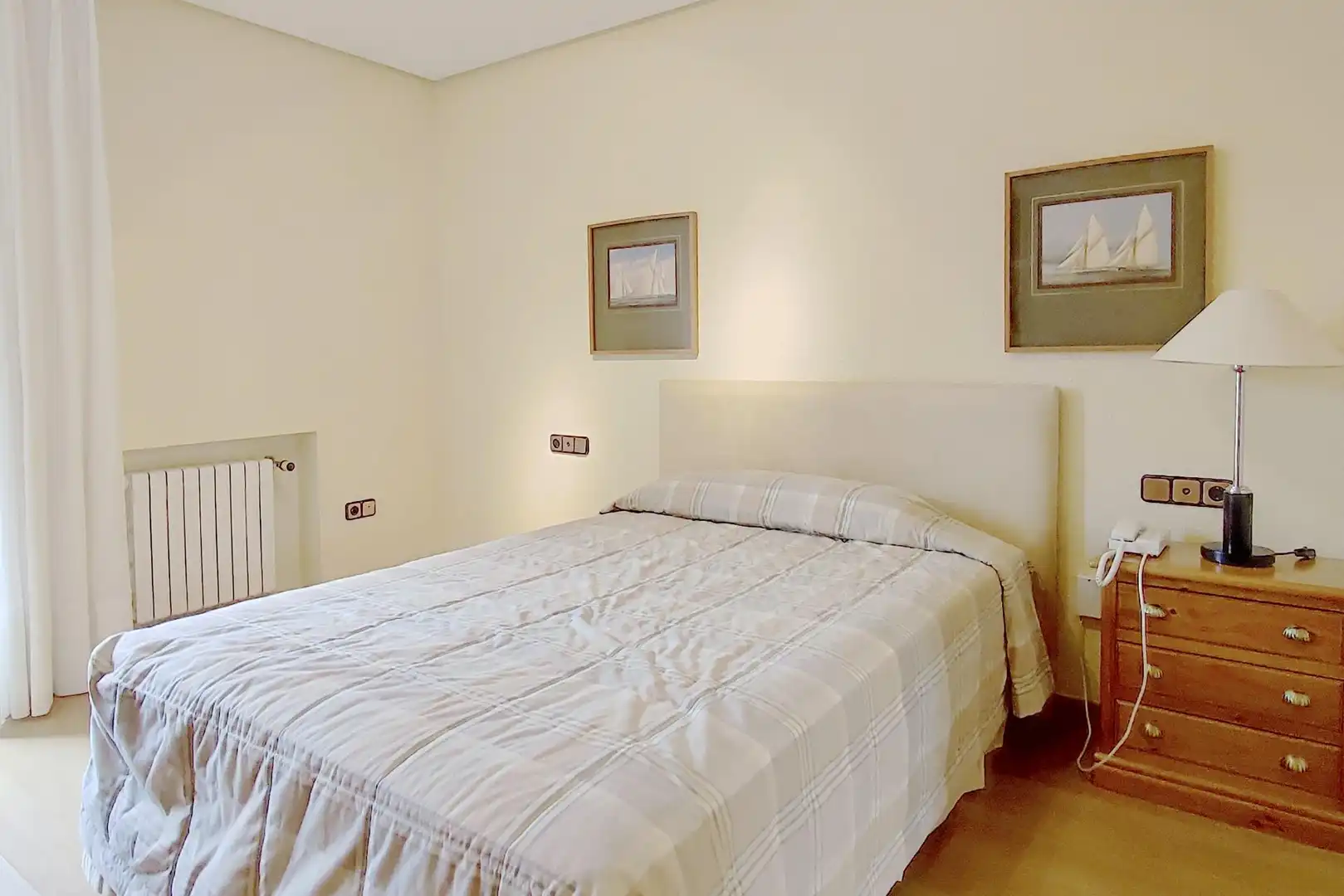 Bedroom of Houses for sale in L'Eliana  with Air Conditioner, Heating and Private garden