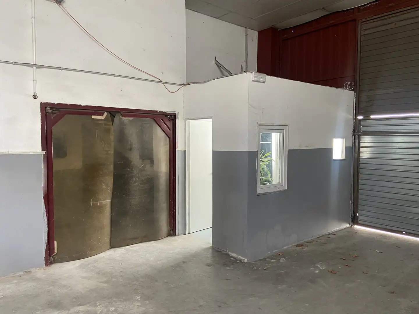 Nave industrial de alquiler en Sant Just Desvern