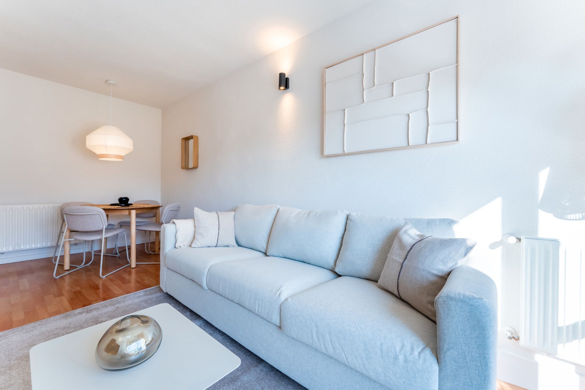 Sala d'estar de Pis en venda en  Madrid Capital amb Traster i Piscina comunitària