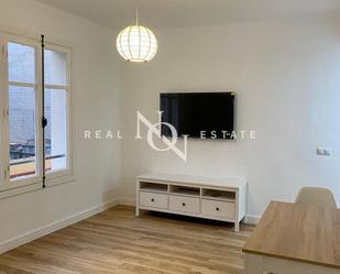 Living room of Flat to rent in  Valencia Capital  with Heating, Furnished and Balcony