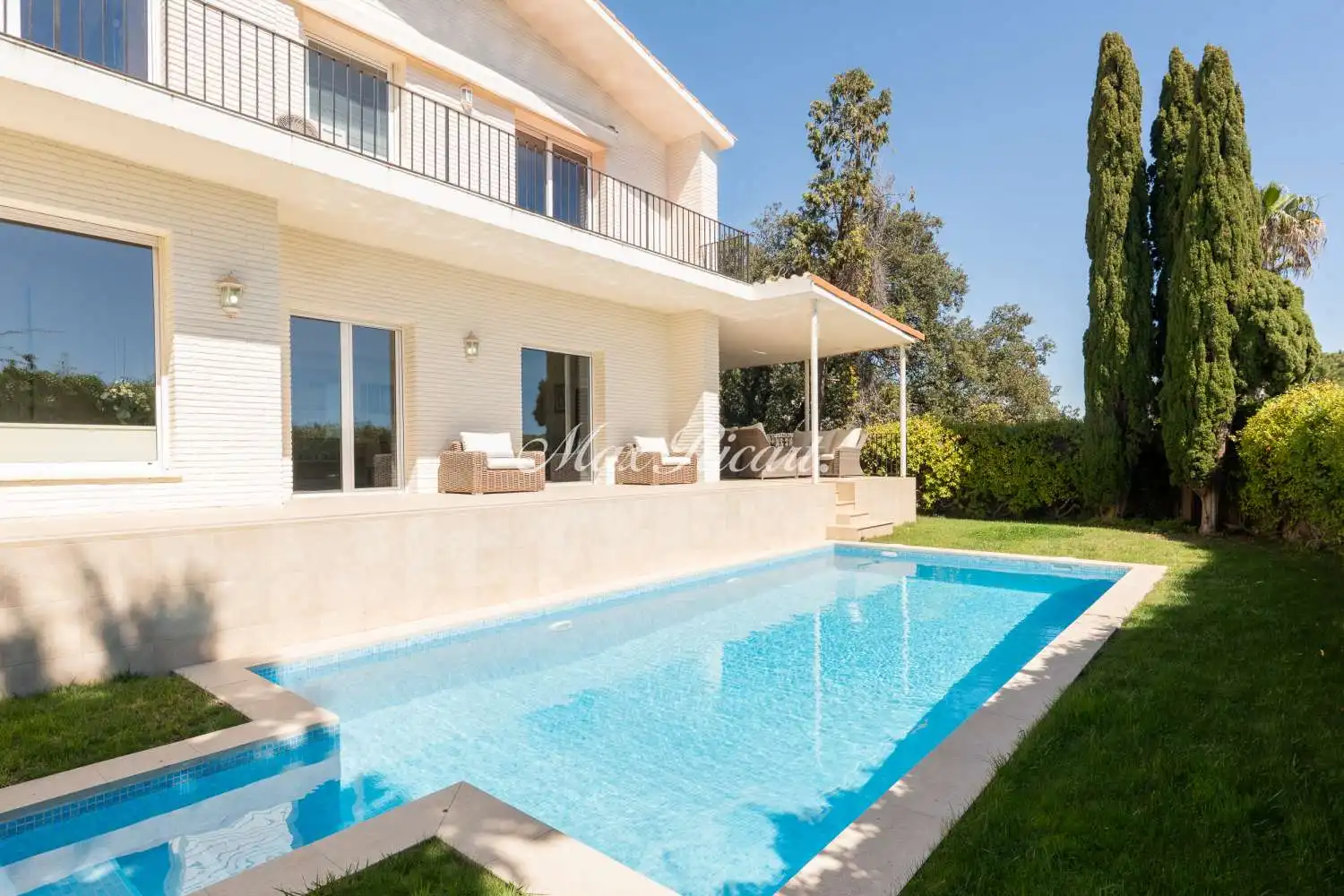 Swimming pool of Houses for rent in Barcelona  with Air Conditioner, Heating and Terrace