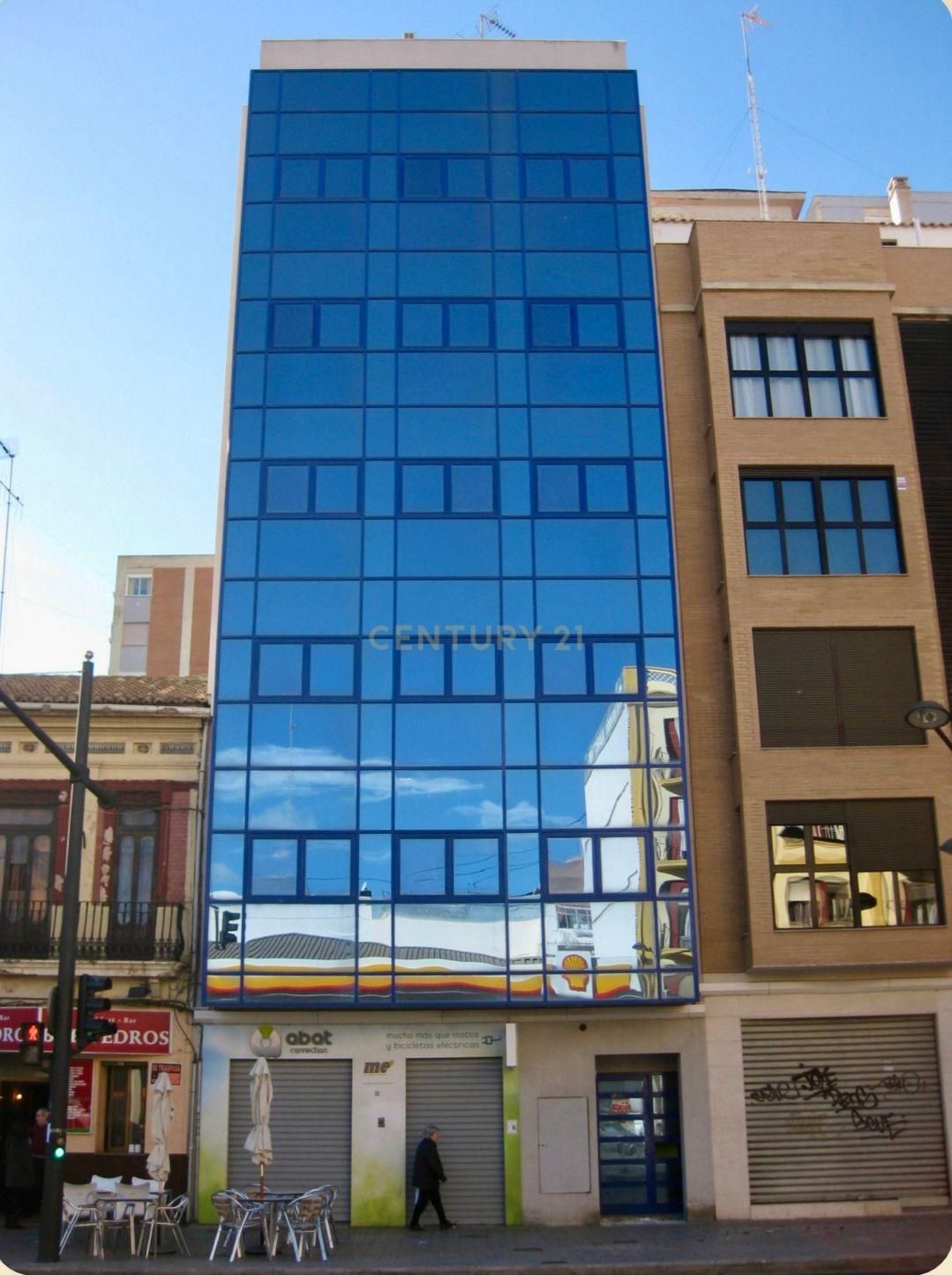 Vista exterior de Edifici en venda en  Valencia Capital