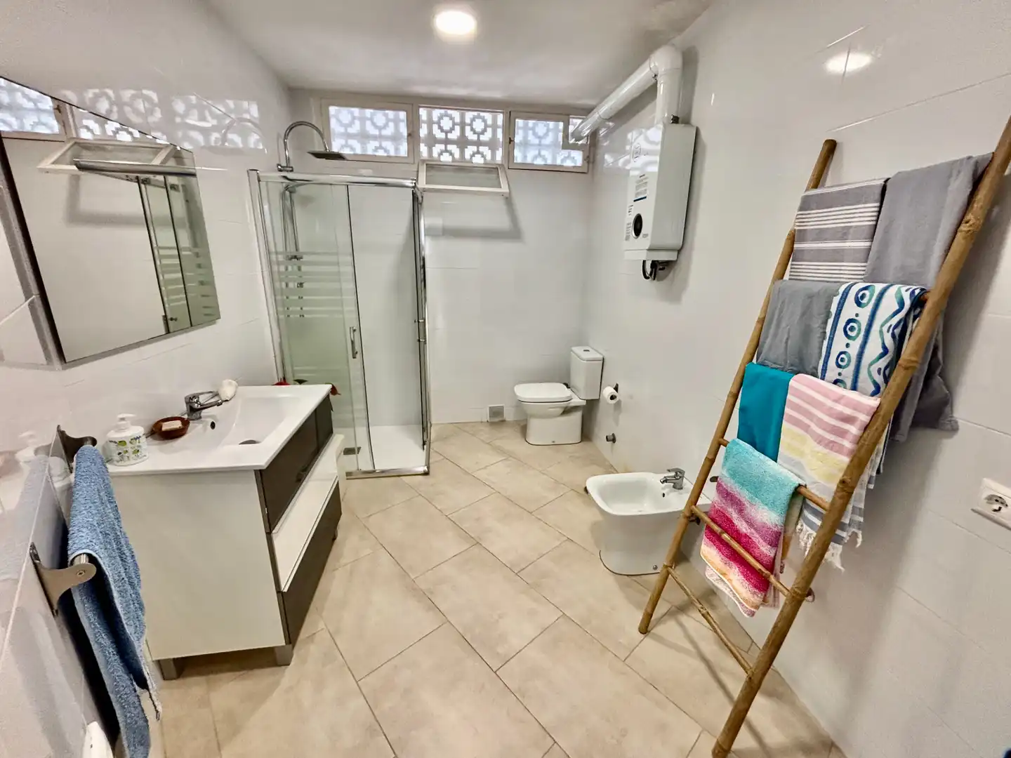 Chalet con piscina en venta en Playa de San Juan - El Cabo de las Huertas, imagen 22