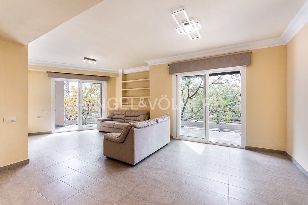 Sala d'estar de Apartament en venda en  Valencia Capital amb Aire condicionat, Calefacció i Balcó