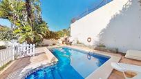 Piscina de Casa o xalet en venda en El Vendrell amb Terrassa i Piscina