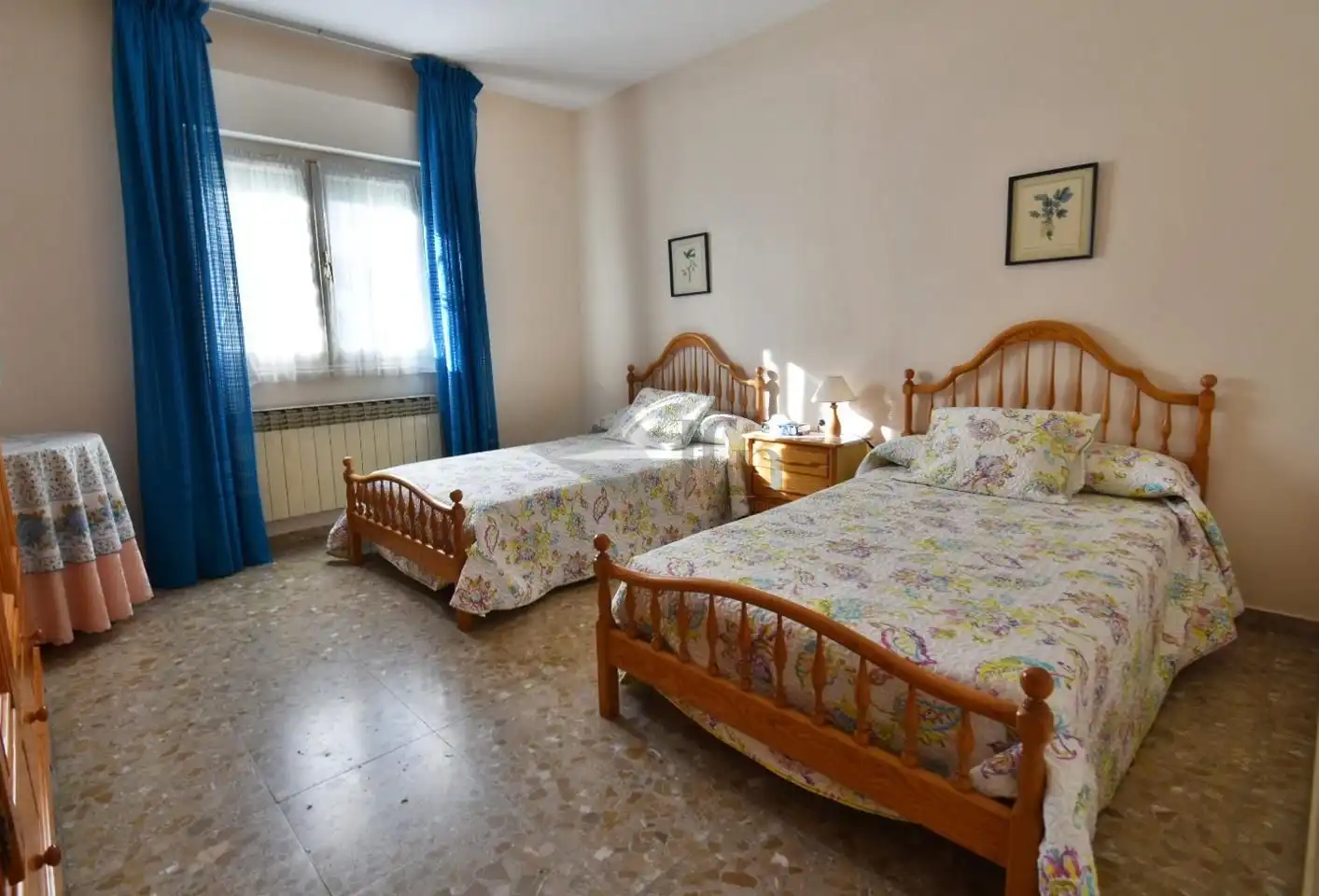 Dormitori de Casa o xalet en venda en Olmedo amb Calefacció, Jardí privat i Moblat