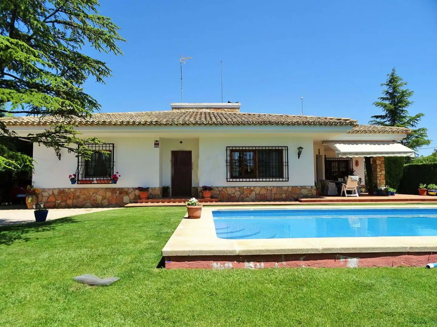 Jardí de Casa o xalet en venda en Albacete amb Aire condicionat, Jardí privat i Terrassa
