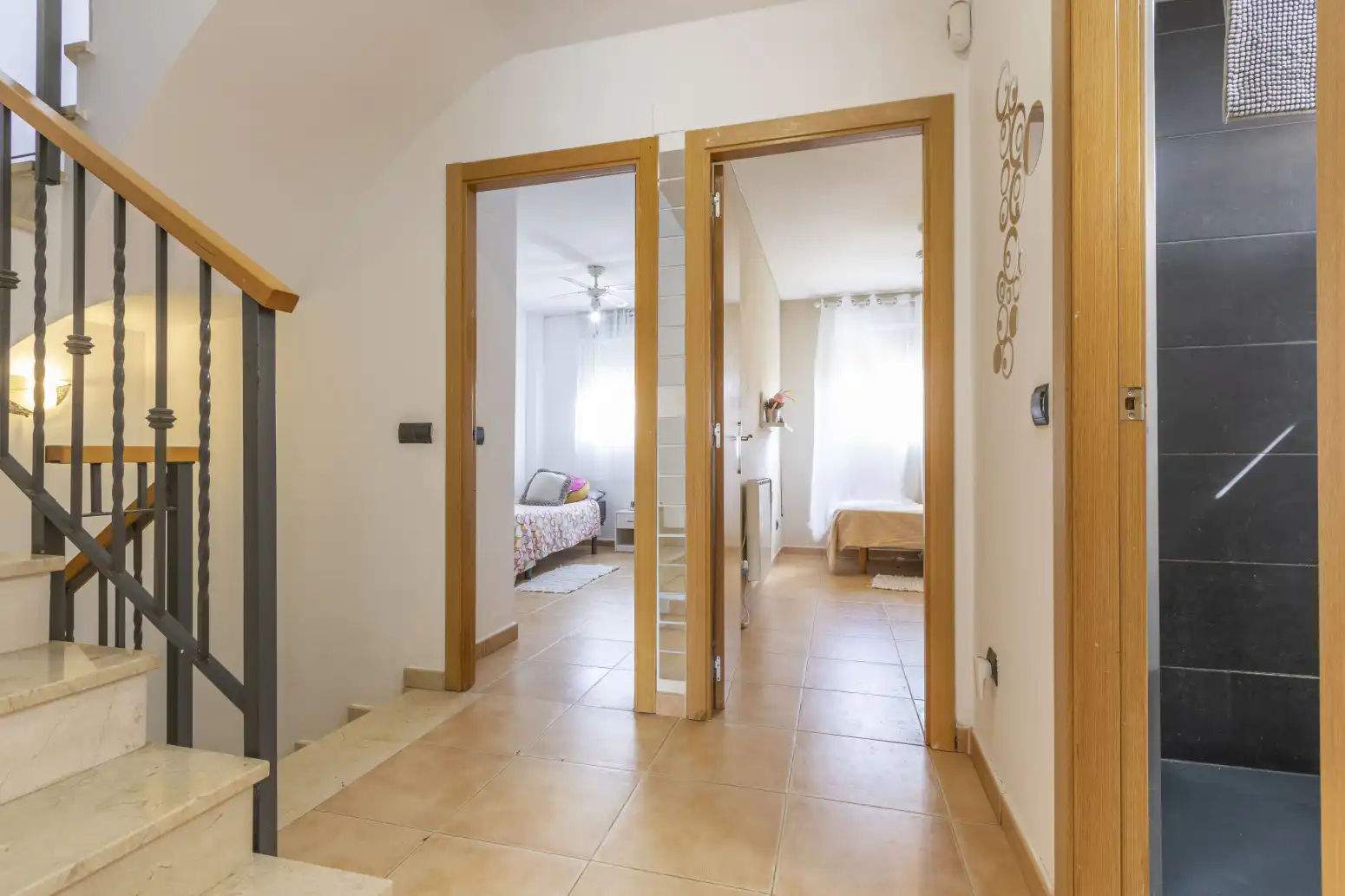 Houses for sale in Moncada  with Air Conditioner, Heating and Private garden