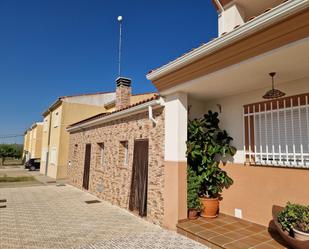 Exterior view of House or chalet for sale in Torrejoncillo  with Air Conditioner