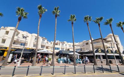 Vista exterior de Apartament en venda en Benalmádena amb Aire condicionat, Terrassa i Balcó