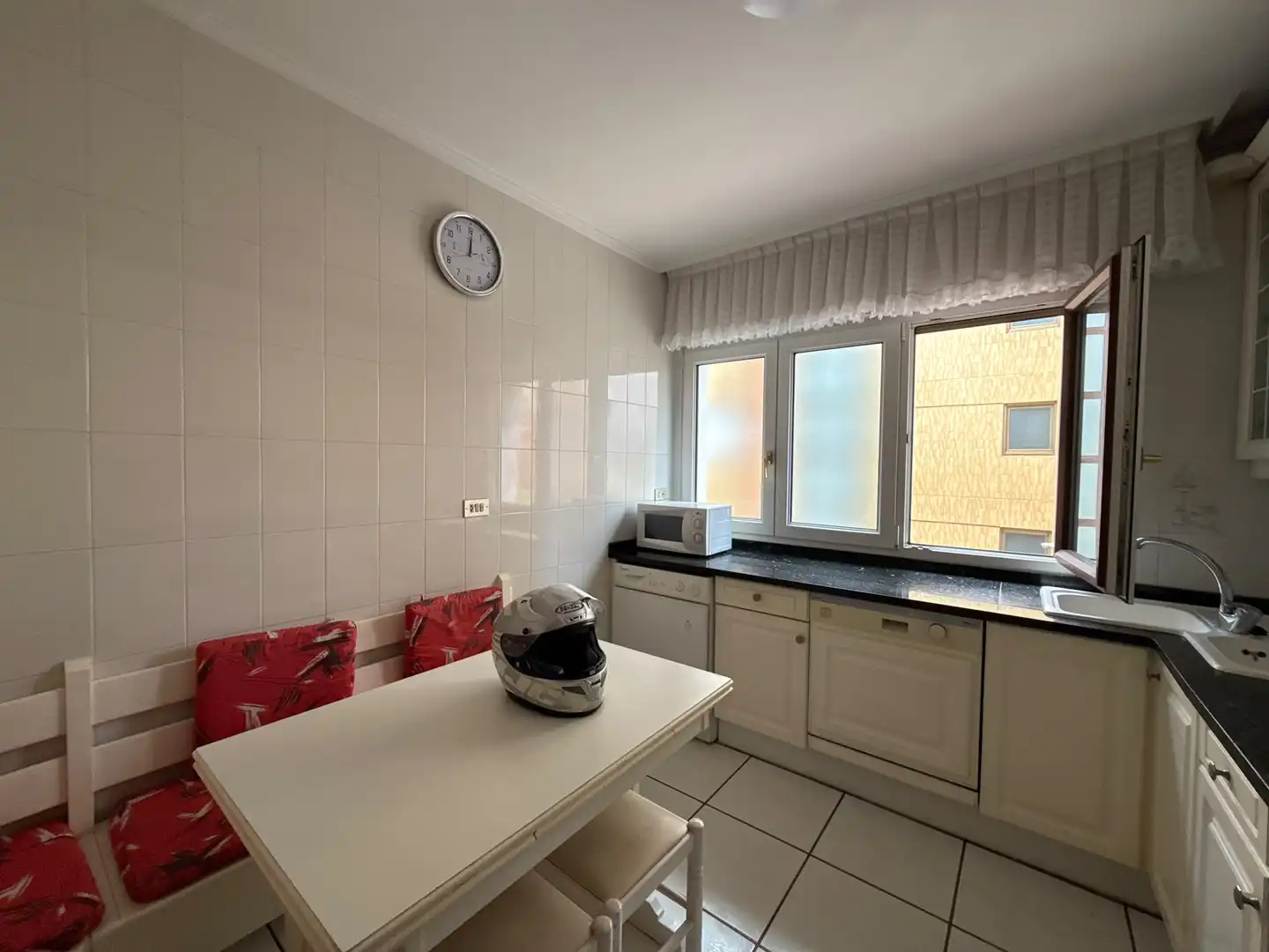 Cocina de Piso en venta en Getxo  con Calefacción y Balcón