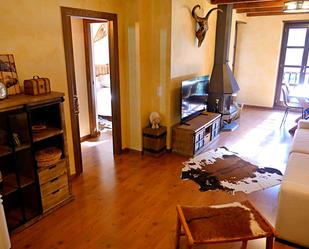 Living room of Duplex for sale in La Torre de Cabdella  with Heating, Parquet flooring and Storage room