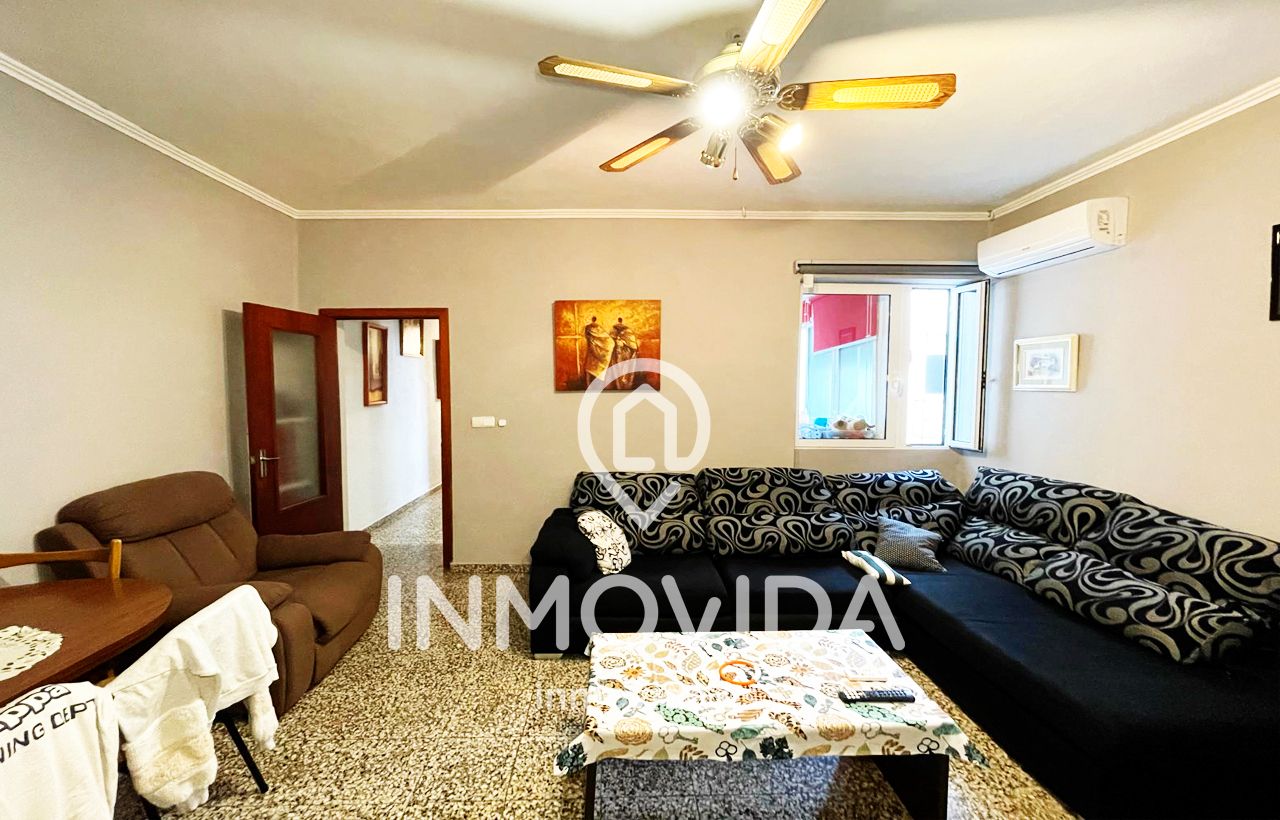 Sala d'estar de Pis en venda en Xàtiva amb Aire condicionat, Moblat i Balcó