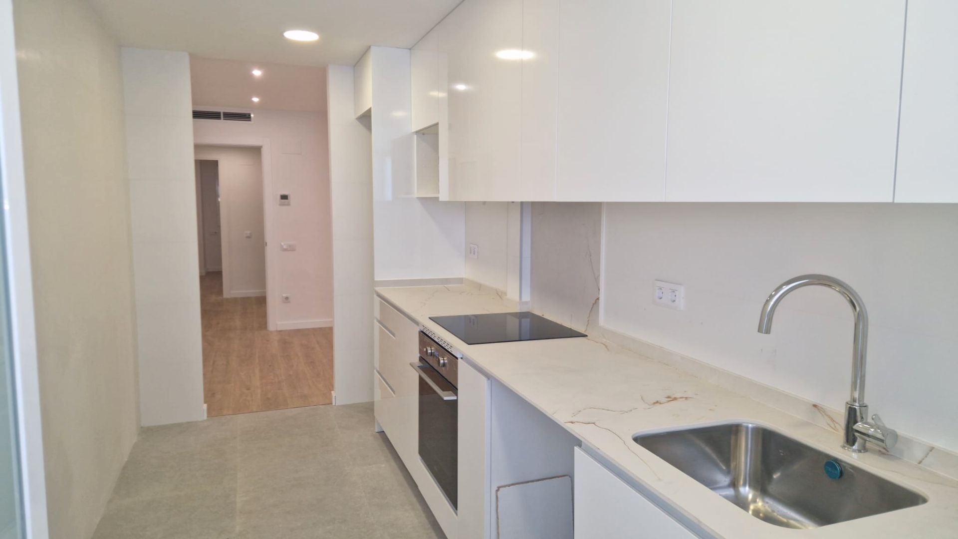 Kitchen of Flat to rent in Sant Boi de Llobregat  with Air Conditioner, Heating and Parquet flooring