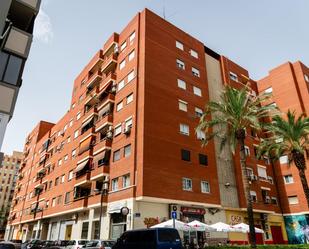 Exterior view of Flat for sale in  Valencia Capital  with Terrace and Balcony