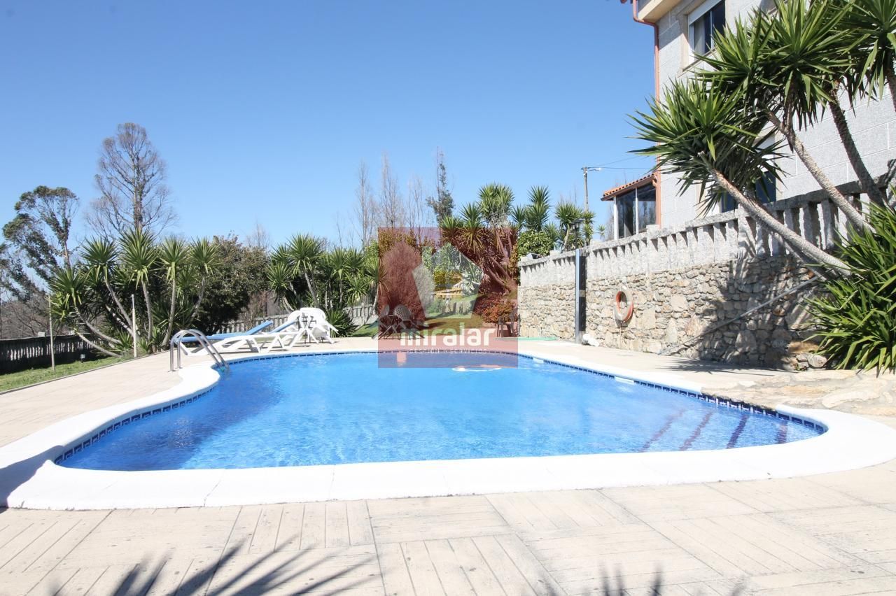 House or chalet for sale in As Neves