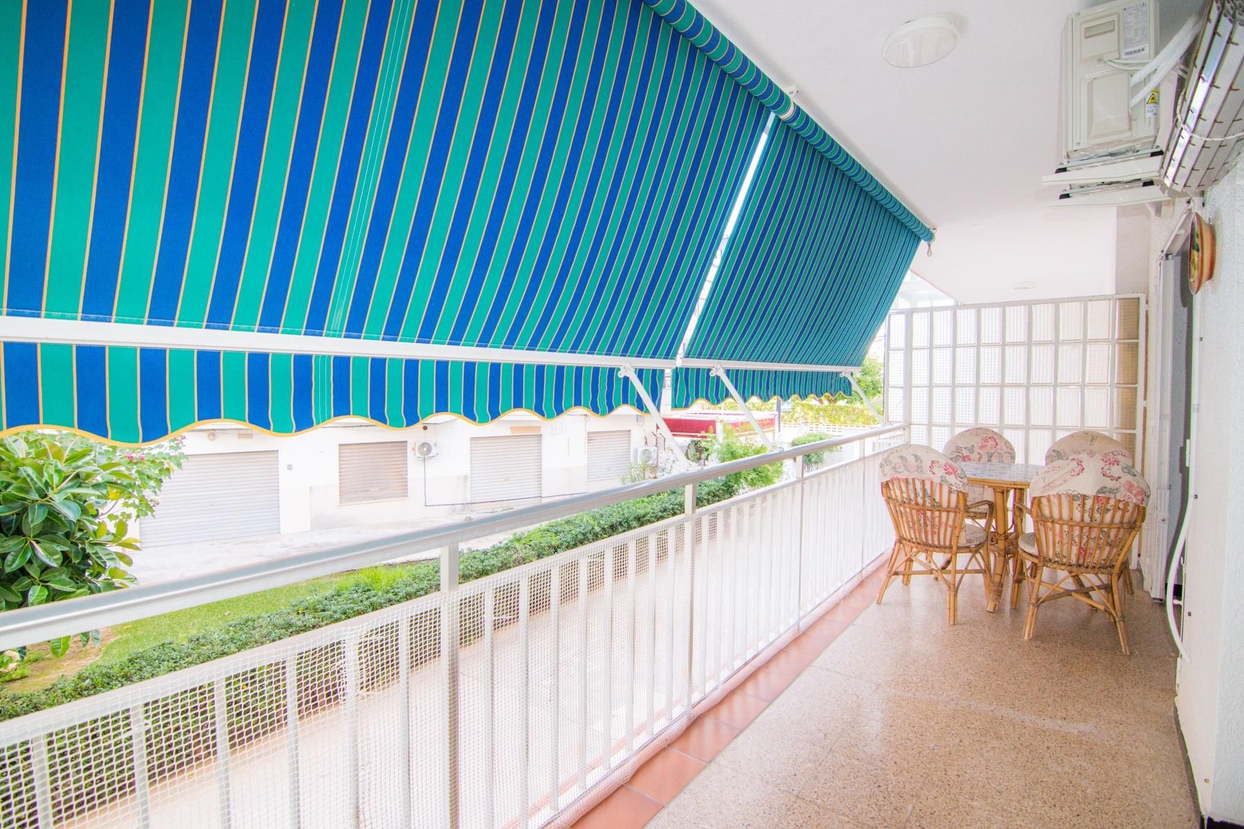 Terrassa de Apartament en venda en Gandia amb Jardí privat, Terrassa i Moblat