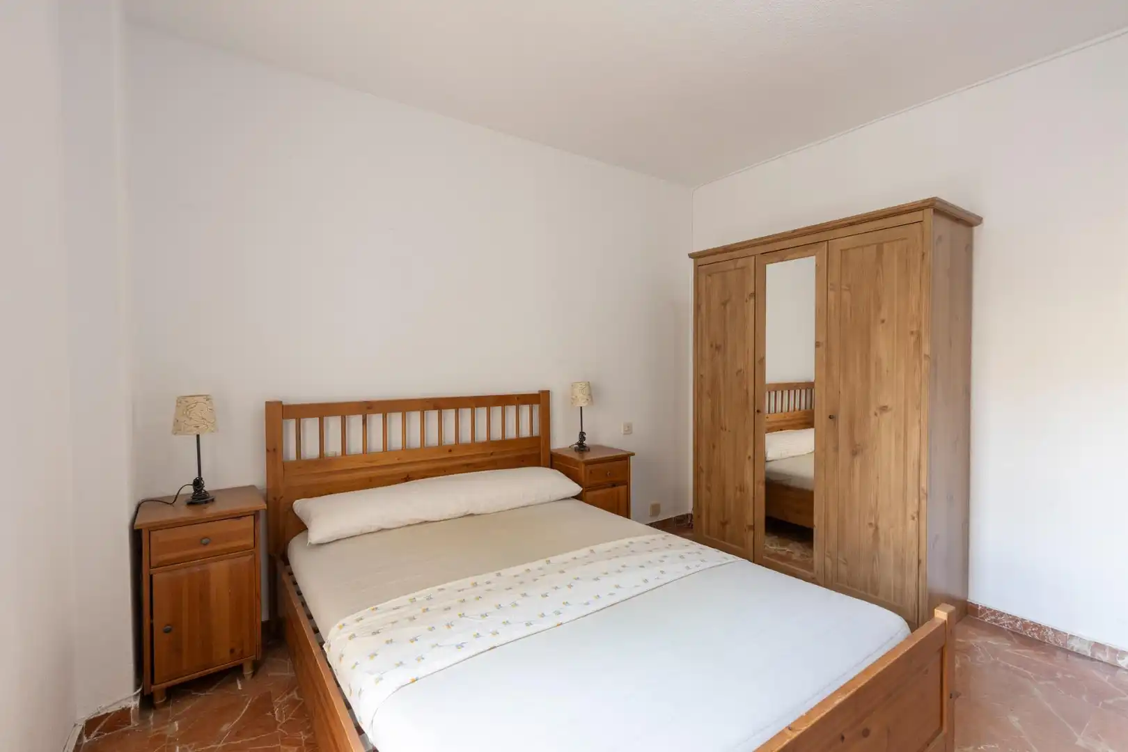 Habitación de Piso en venta en Granada