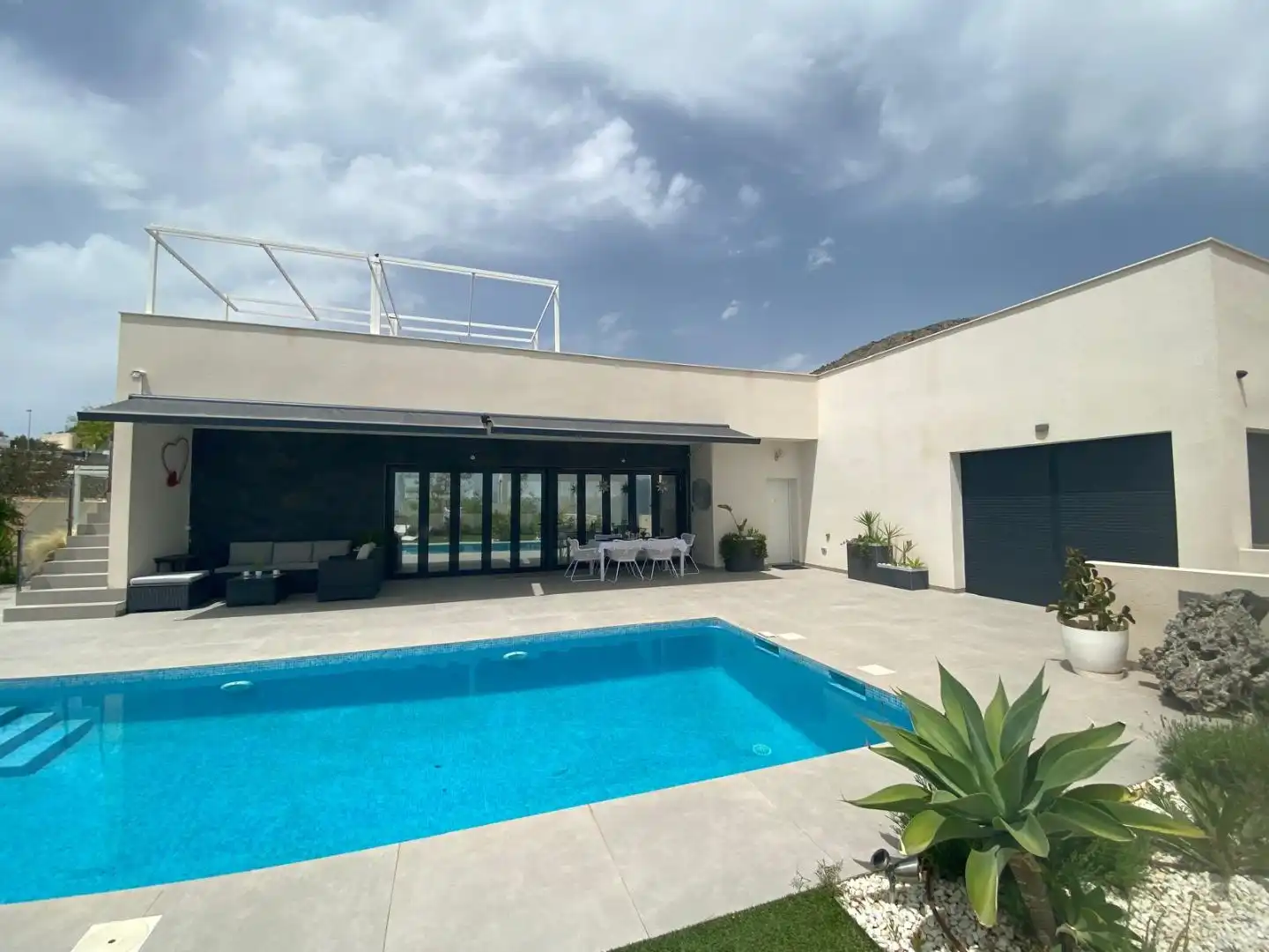 Terraza de Casa o chalet en venta en Polop con Aire acondicionado, Terraza y Piscina