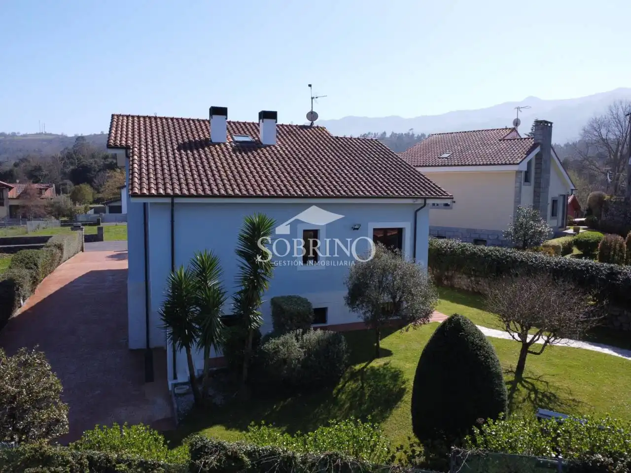 Jardí de Casa o xalet en venda en Llanes amb Calefacció, Jardí privat i Terrassa