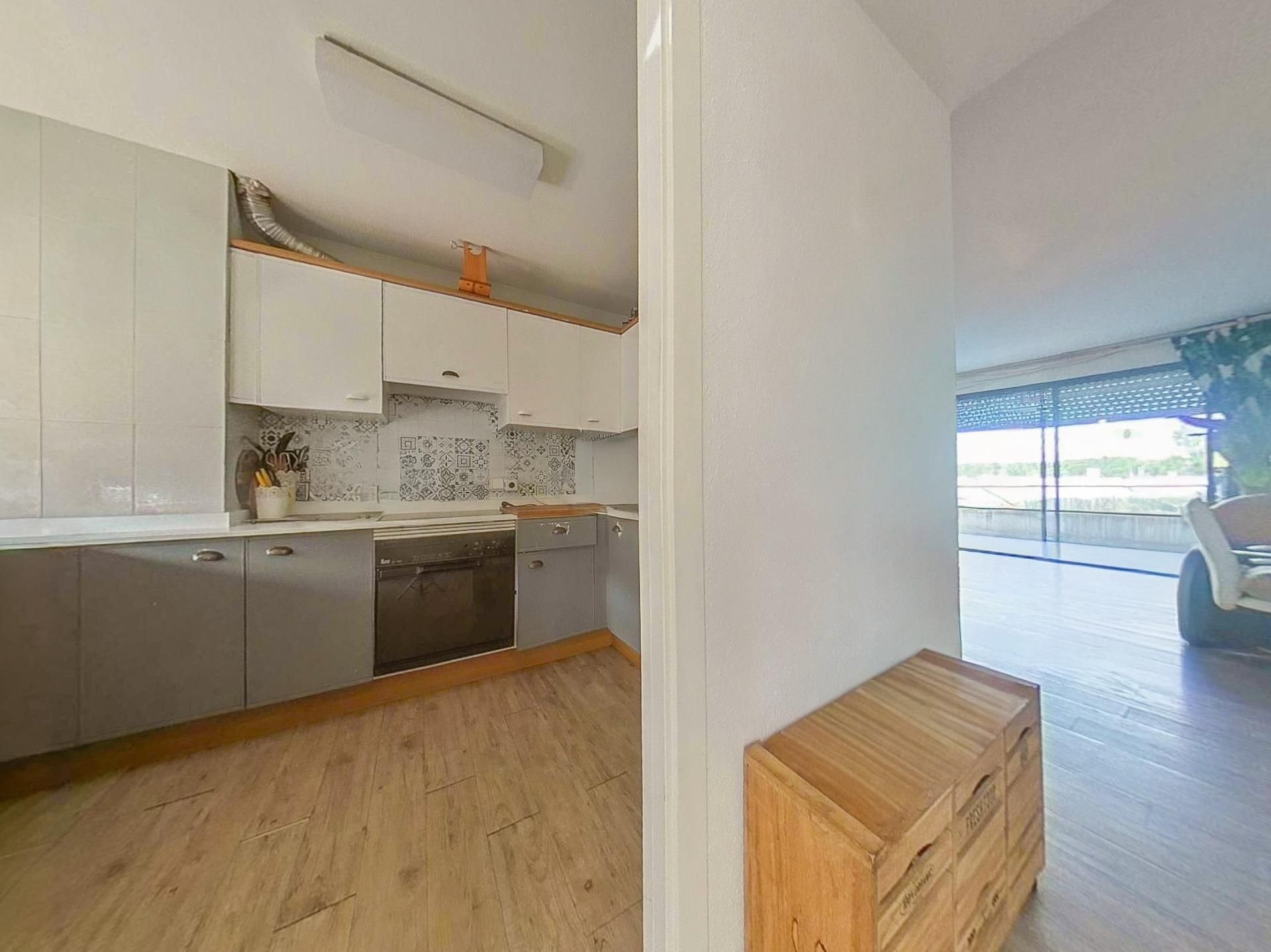 Cuina de Apartament en venda en Salou amb Aire condicionat, Parquet i Terrassa