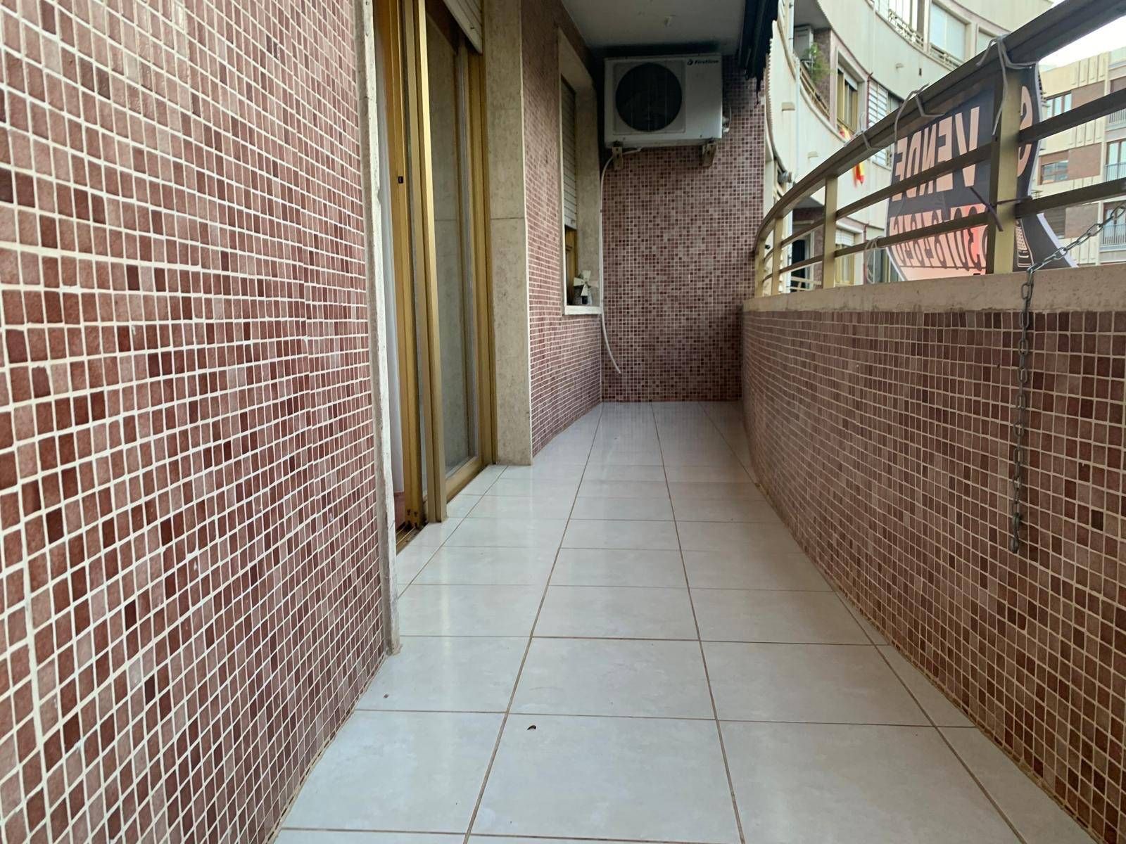 Pis en venda en Elche / Elx amb Aire condicionat, Calefacció i Jardí privat