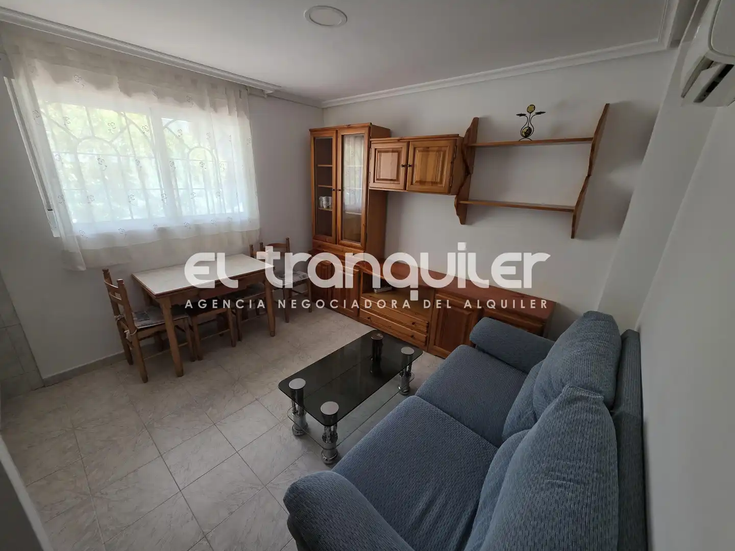 Flat for rent in Calle Escalona, Aluche