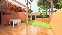 Garden of Single-family semi-detached for sale in Chiclana de la Frontera  with Air Conditioner, Private garden and Parquet flooring