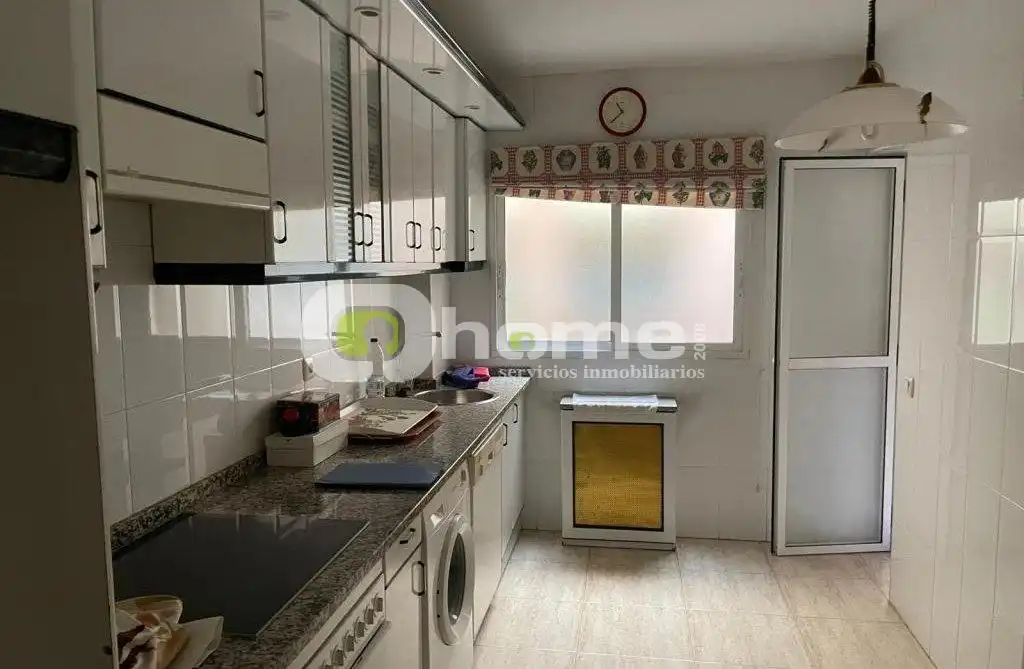 Cocina de Piso en venta en Zamora Capital  con Calefacción, Parquet y Lavadora