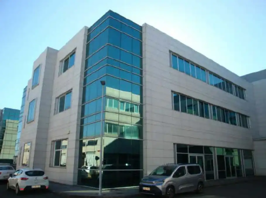 Bureau avec ascenseur à vendre à Zumar Hiribidea 1